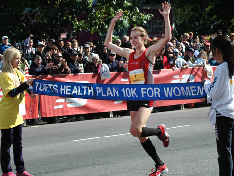 molly huddle finish line